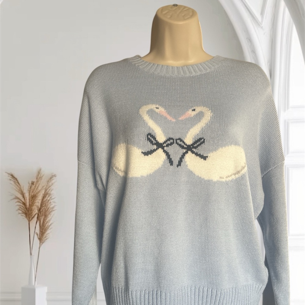 Hollister Swan Design Sweater - Light blue Size XS